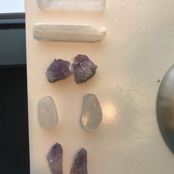 8 piece stone bundle - Picture 2 of 3